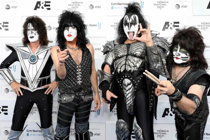 Kiss tickets